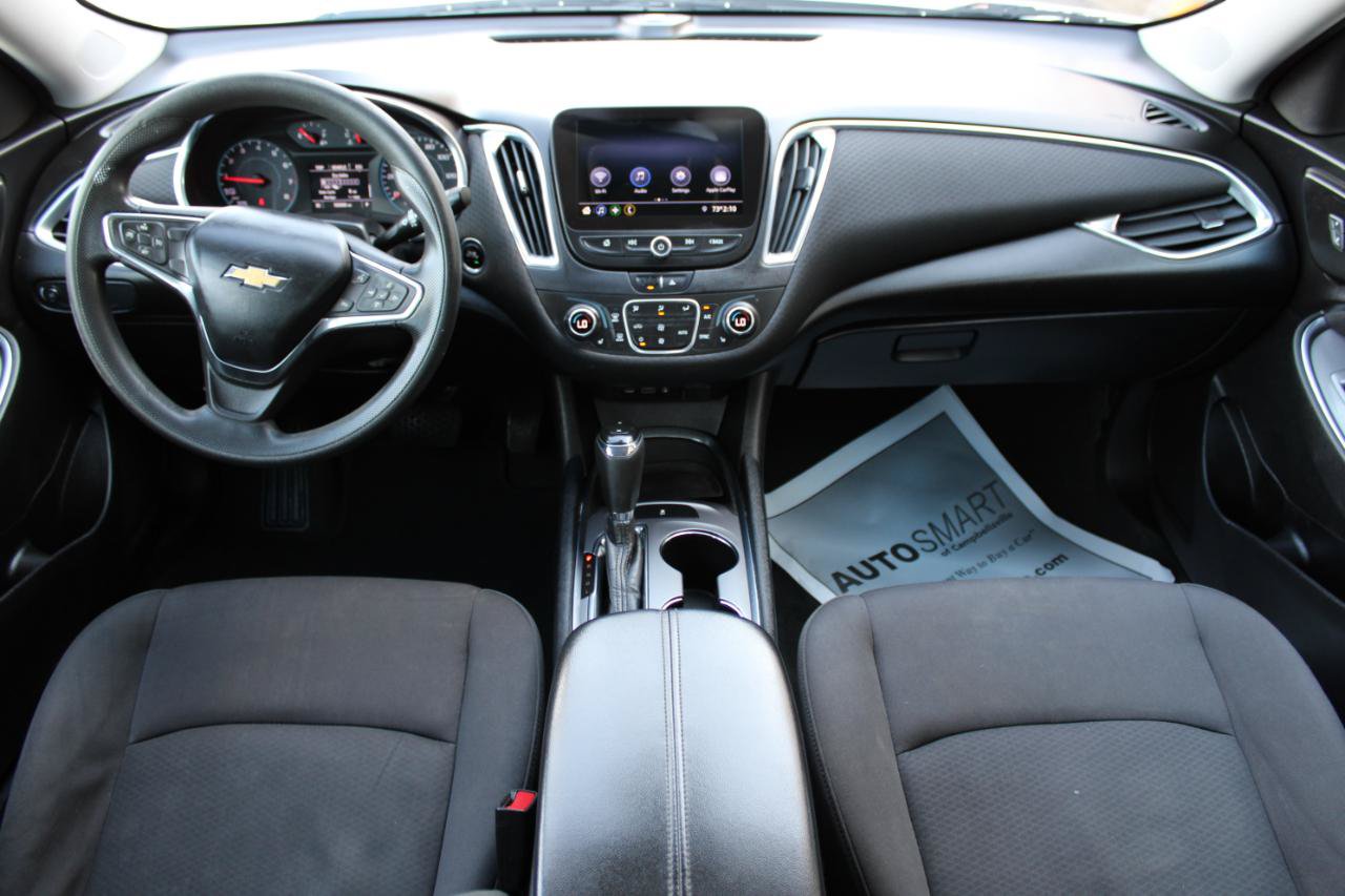 Used 2020 Chevrolet Malibu LT FWD image 40