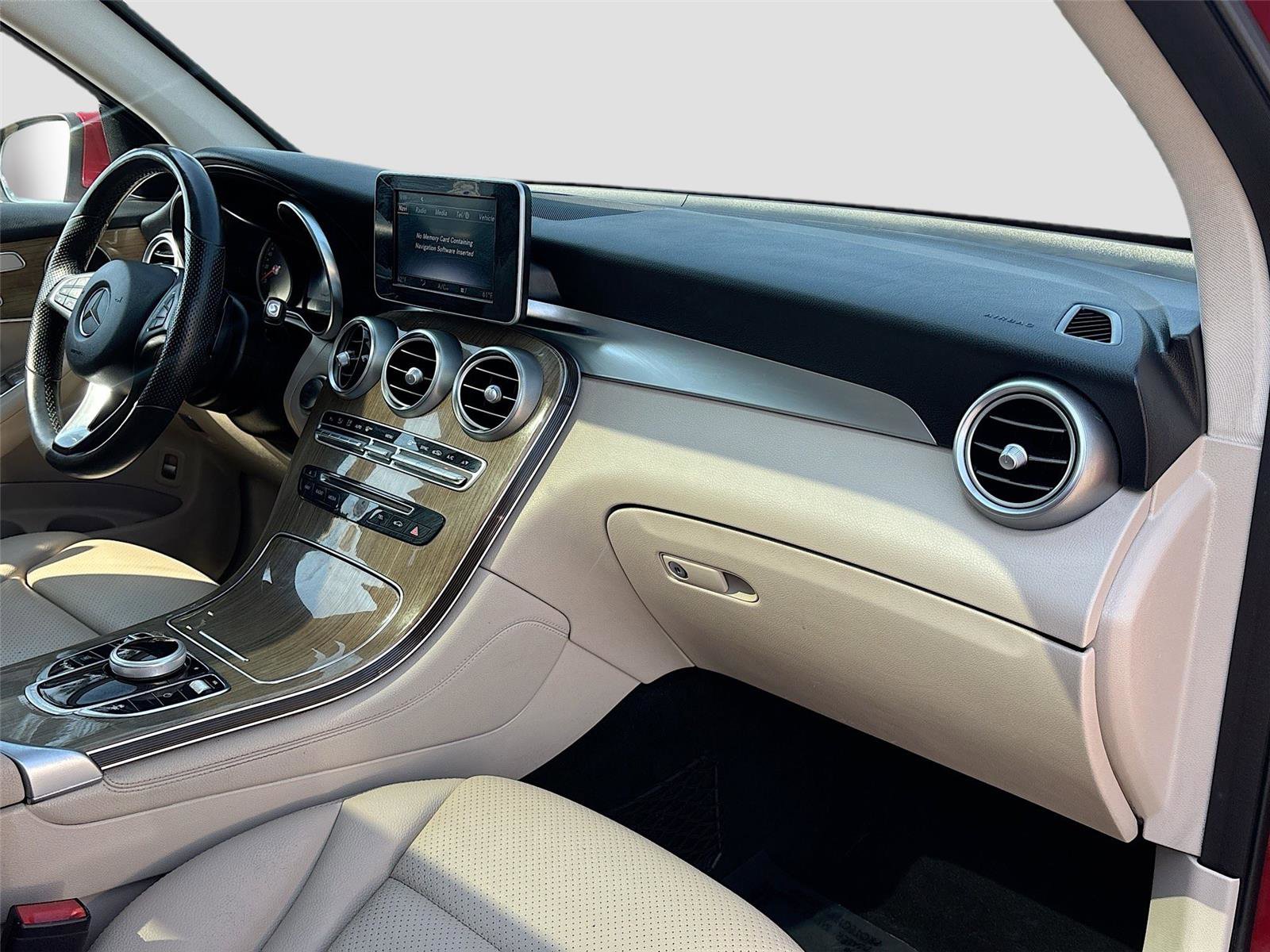 Used 2019 Mercedes-Benz GLC 300 4MATIC image 29