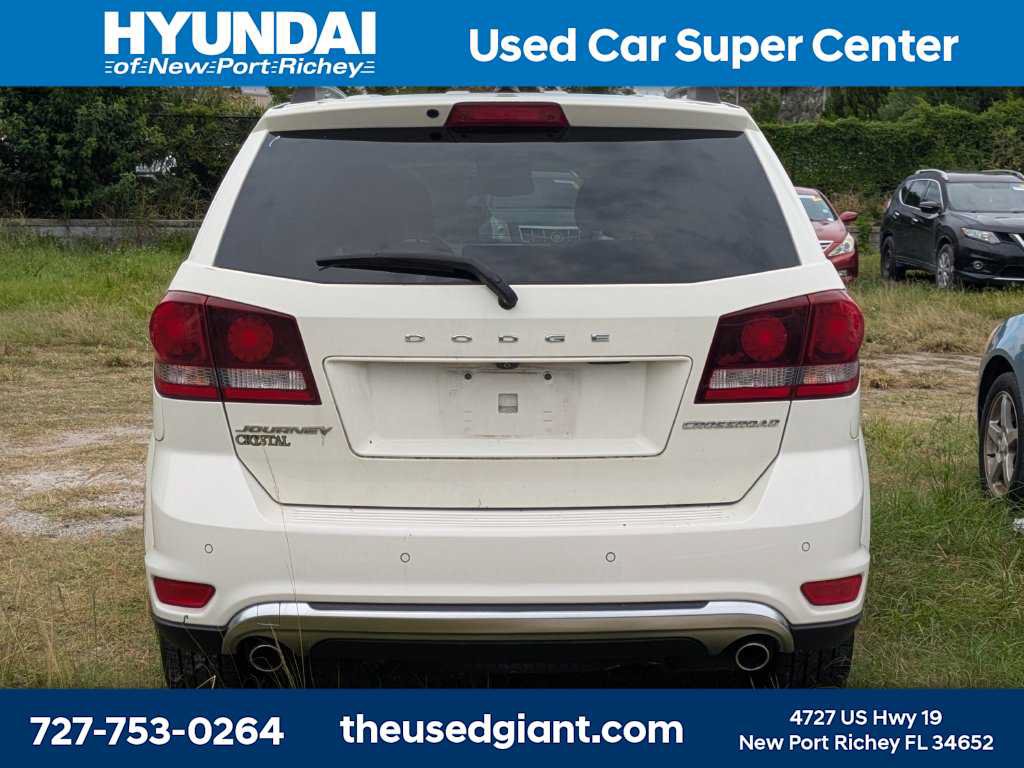 Used 2015 Dodge Journey Crossroad w/ Flexible Seating Group FWD image 4