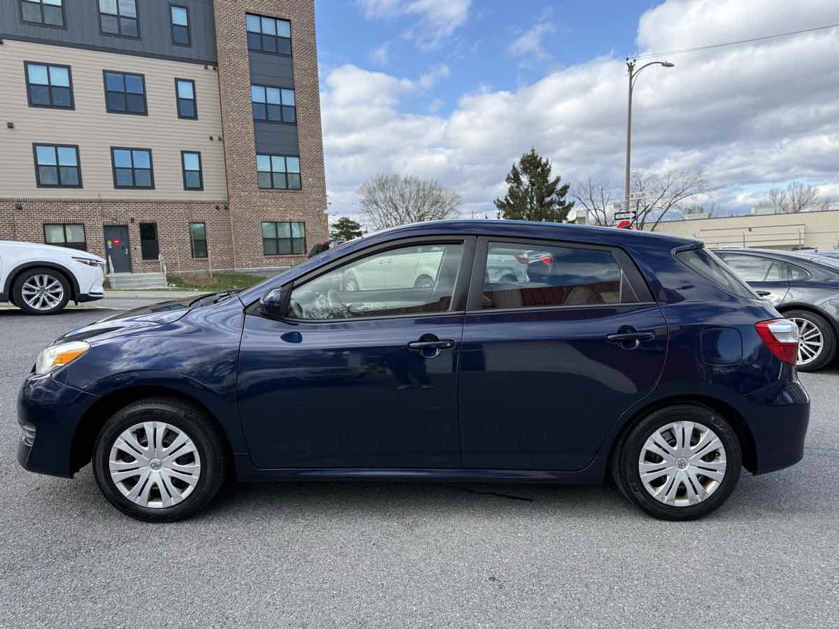 Used 2013 Toyota Matrix L image 5