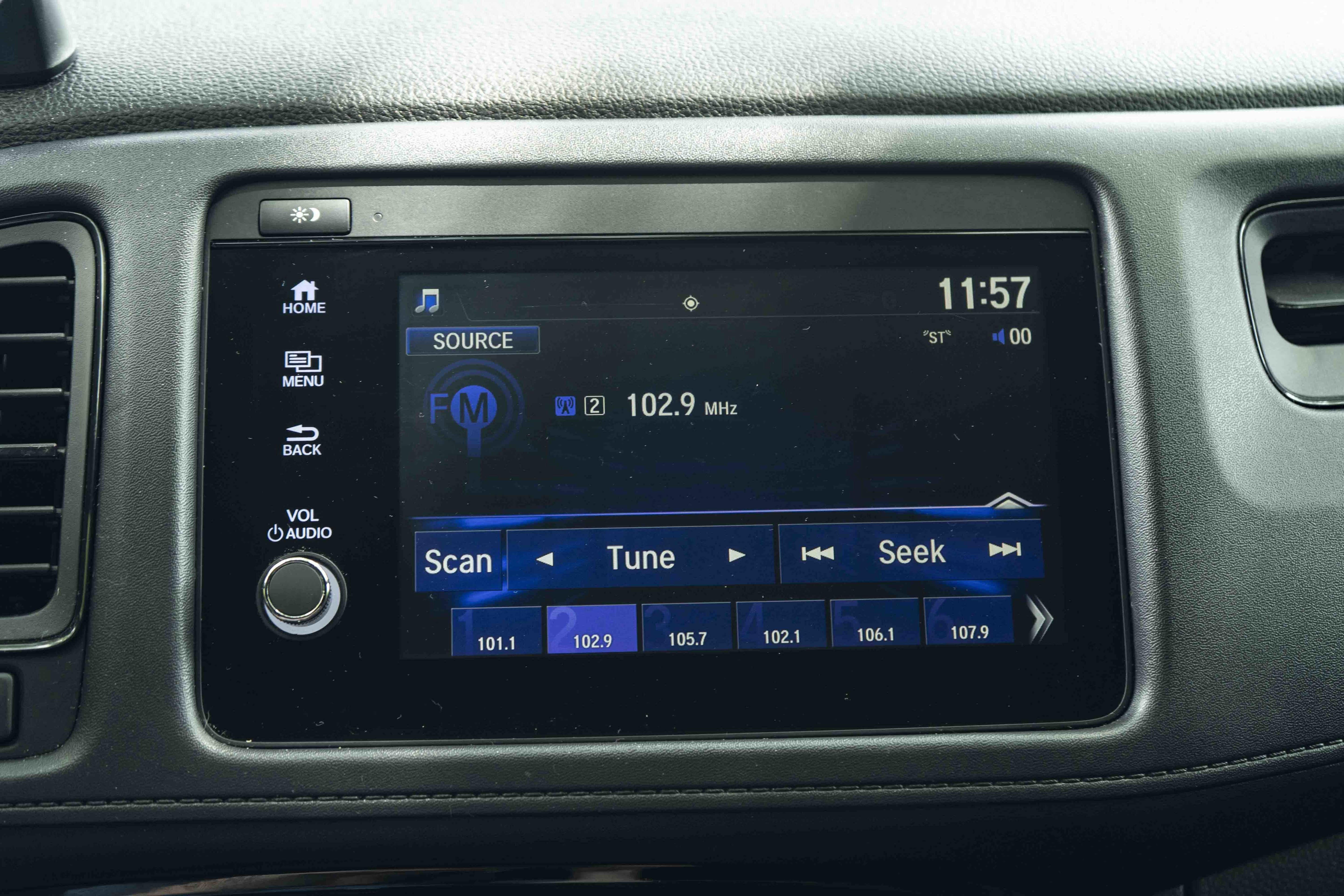 Used 2020 Honda HR-V Sport image 29