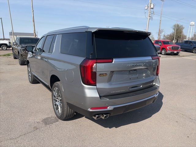 New 2026 GMC Yukon XL Denali w/ Sun & Power Step Package image 4
