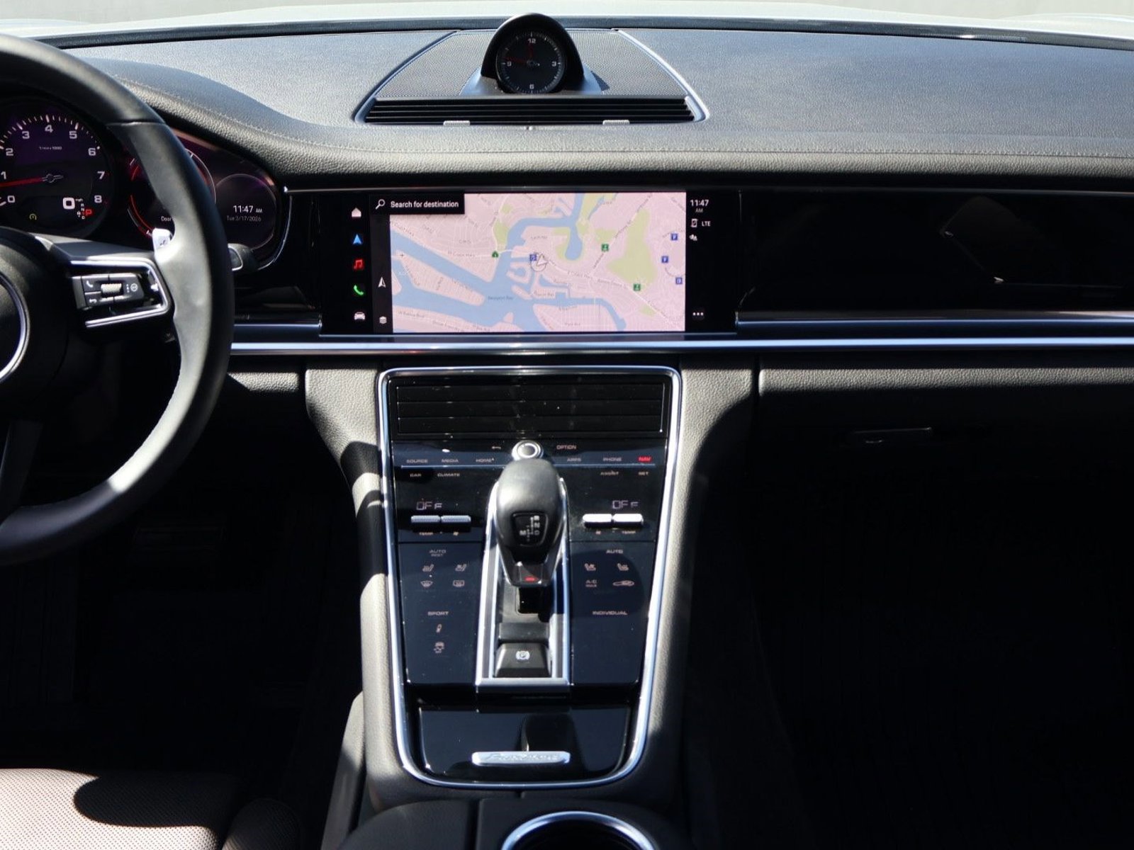 Certified 2023 Porsche Panamera 4 image 20