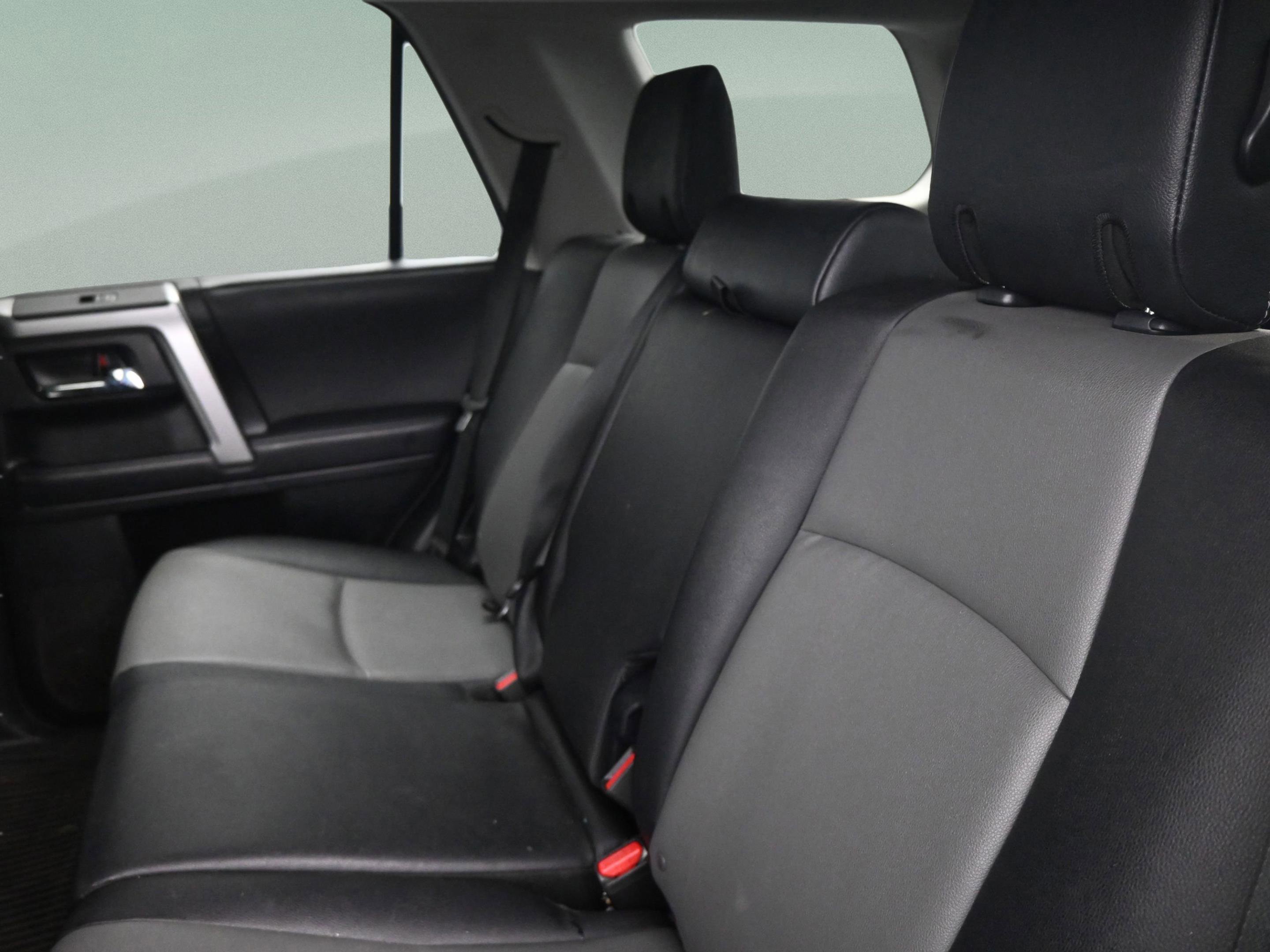 Used 2022 Toyota 4Runner SR5 Premium w/ Moonroof Package image 34