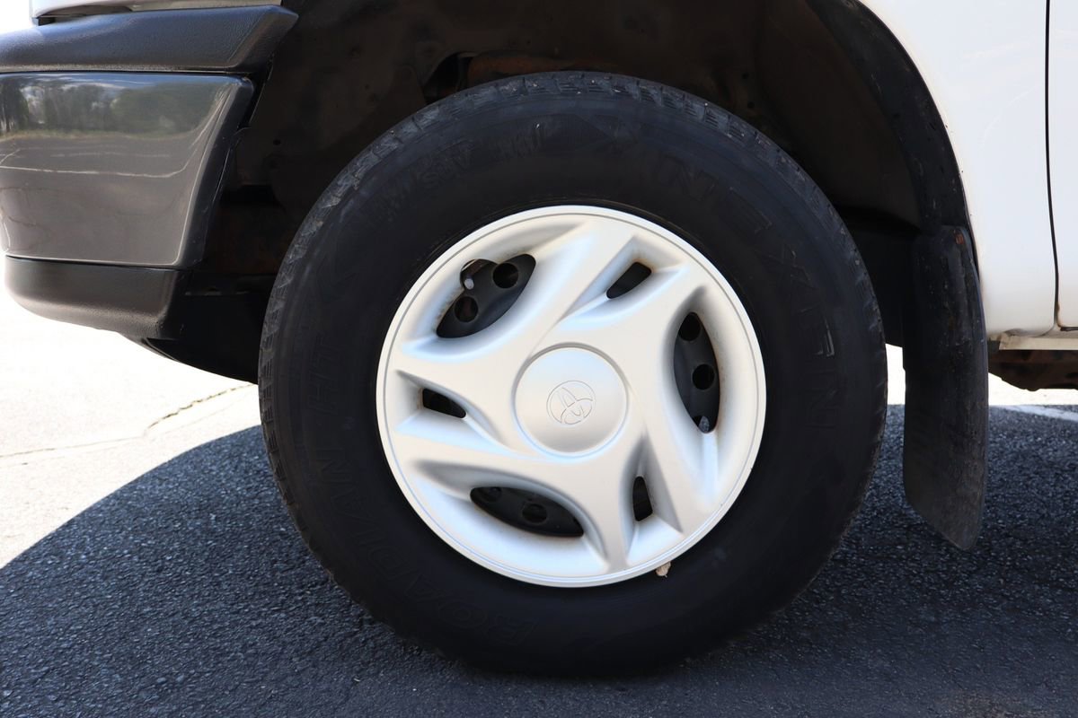 Used 2000 Toyota Tundra 2WD Regular Cab image 31