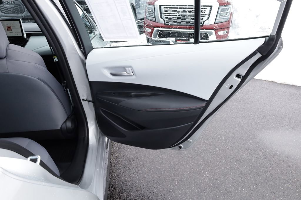Certified 2025 Toyota Corolla SE w/ SE Premium Package image 18