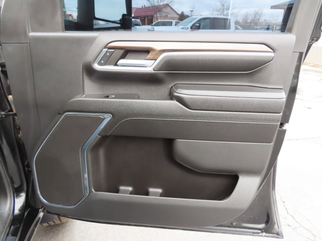 Used 2024 Chevrolet Silverado 3500 LT w/ Safety Package image 49