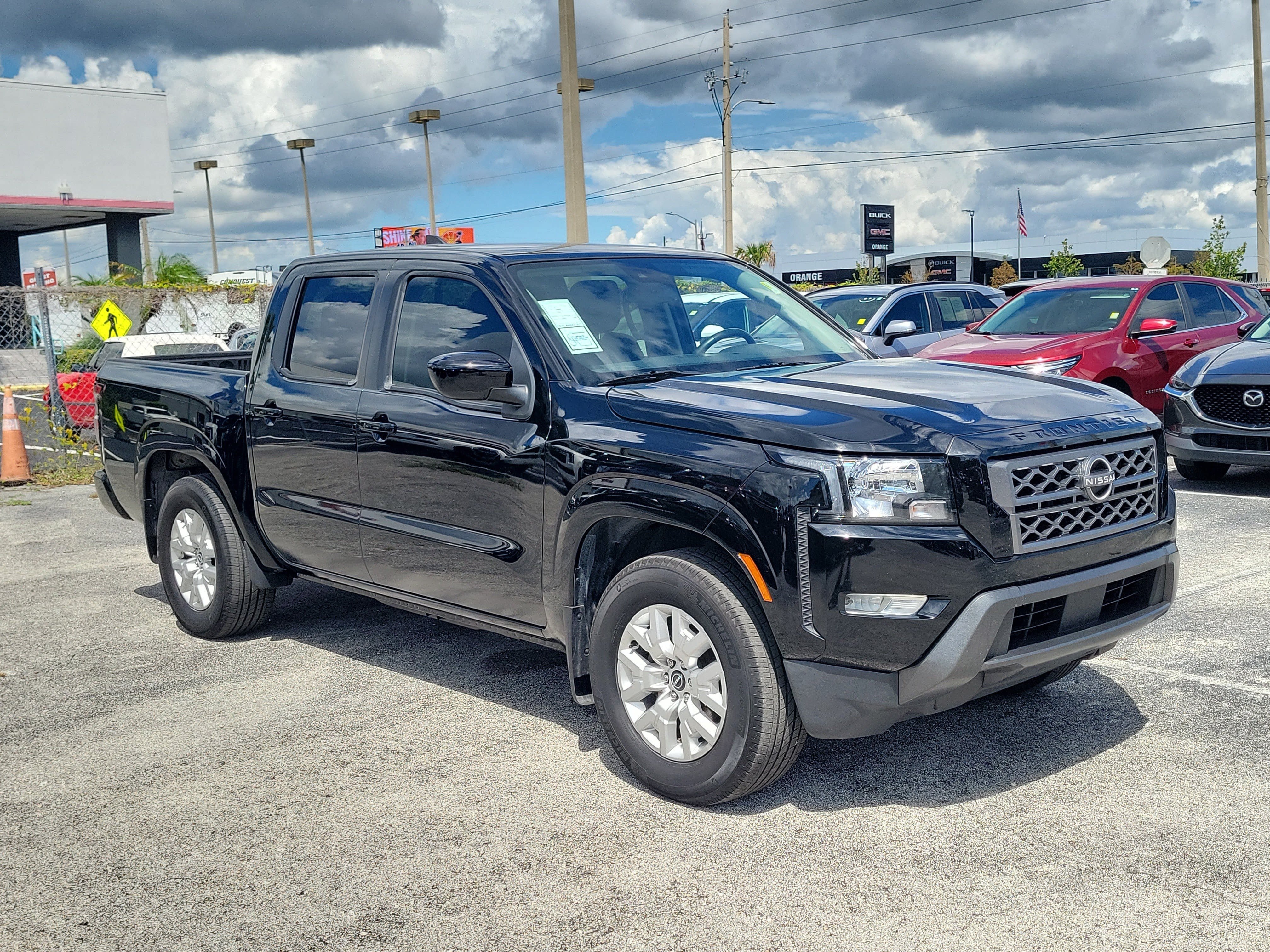 Certified 2024 Nissan Frontier SV w/ SV Convenience Package RWD image 3
