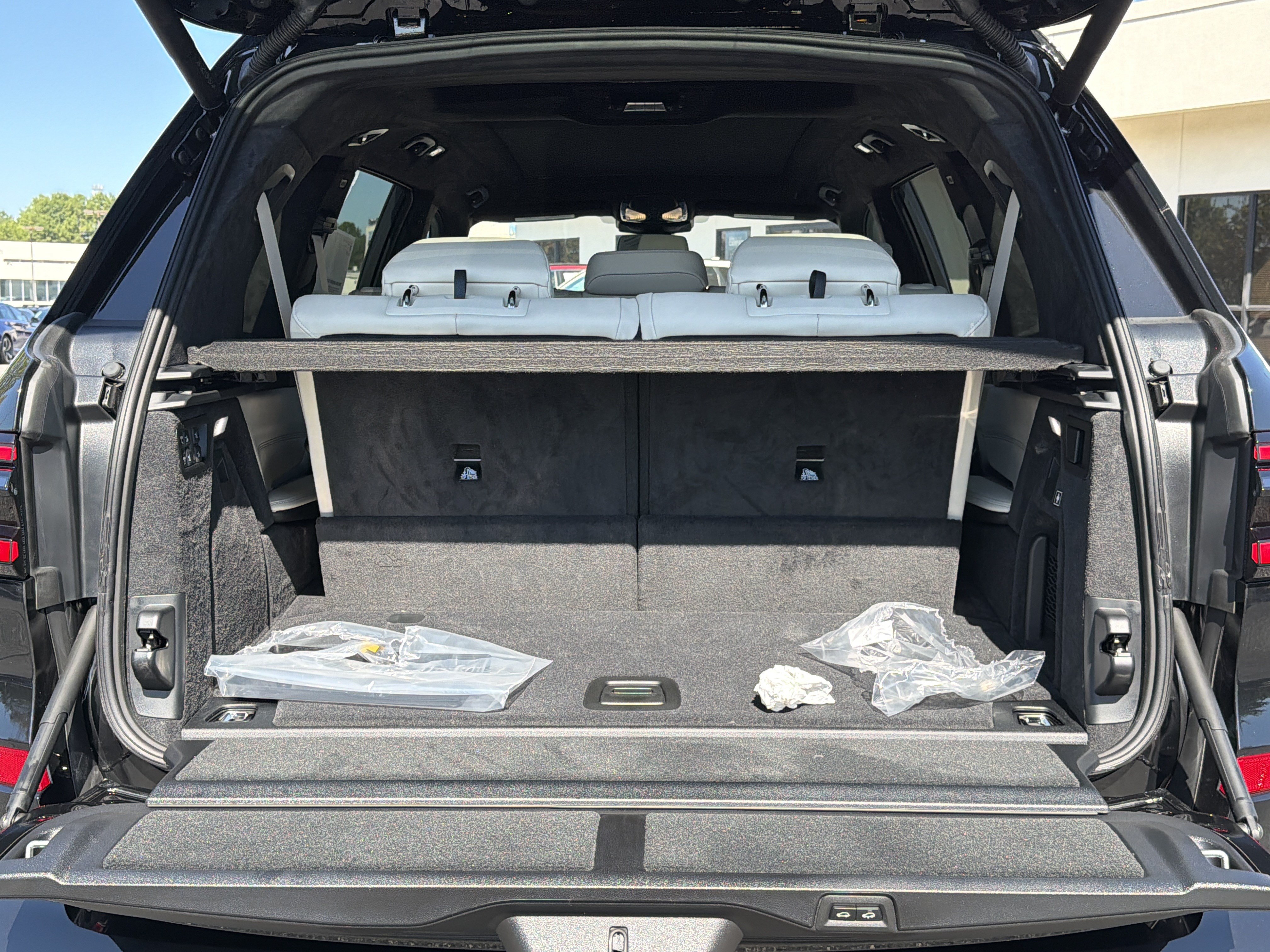 New 2027 BMW X7 M60i AWD/4WD image 29