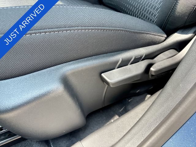 New 2026 Chevrolet Equinox LT w/ Safety and Technology Package FWD image 12
