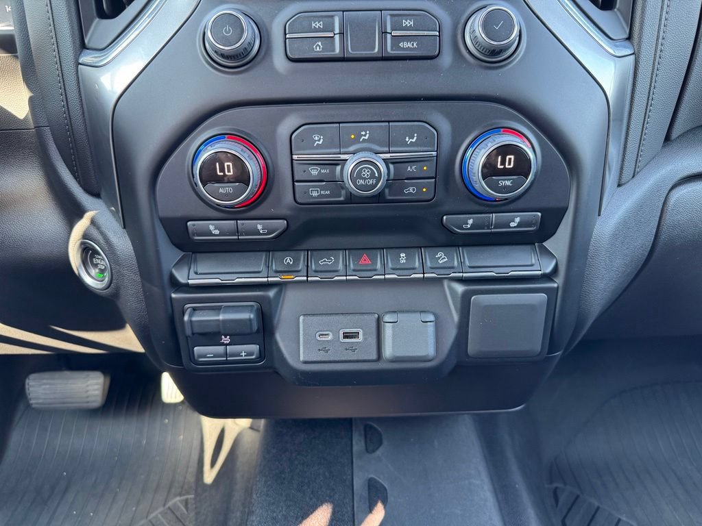 Certified 2022 Chevrolet Silverado 1500 RST w/ Z71 Off-Road Package AWD/4WD image 26