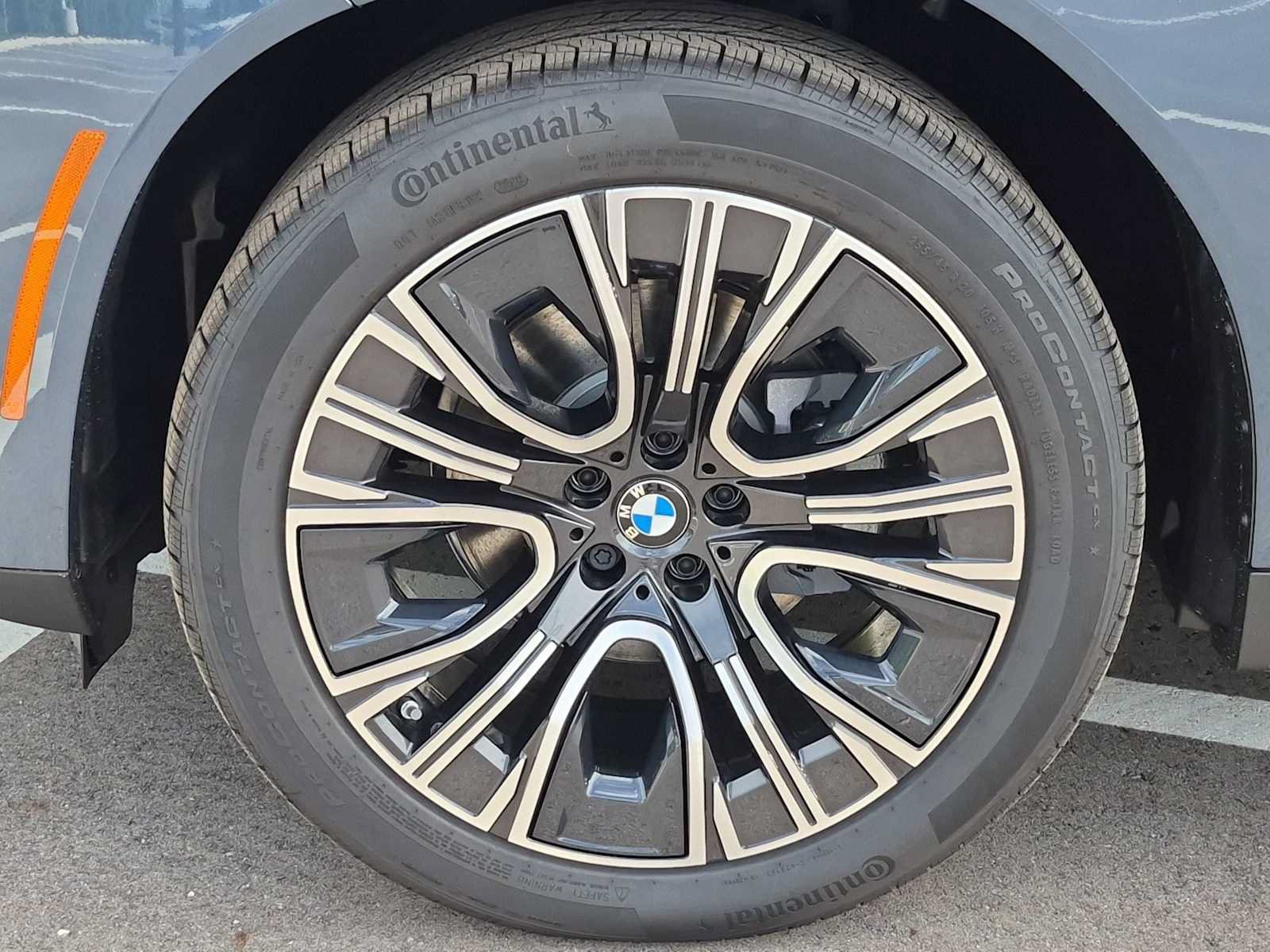 New 2026 BMW X3 xDrive30i w/ Premium Package AWD/4WD image 13