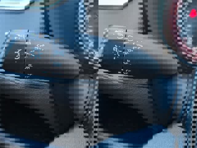 Used 2023 Toyota RAV4 LE image 27