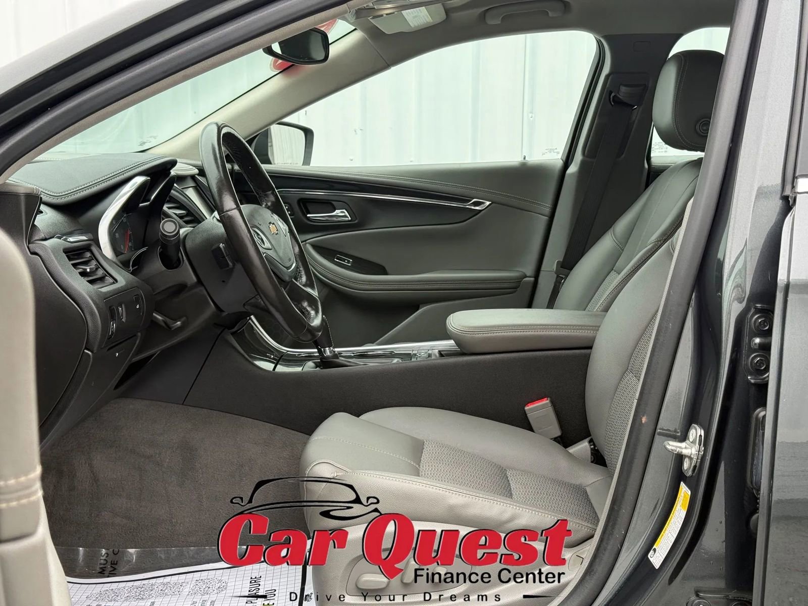 Used 2018 Chevrolet Impala LT w/ LT Convenience Package image 9