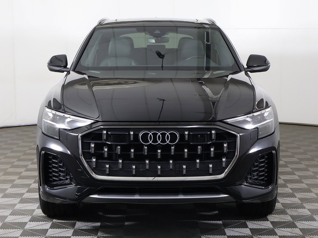 Used 2024 Audi Q8 Premium Plus image 13
