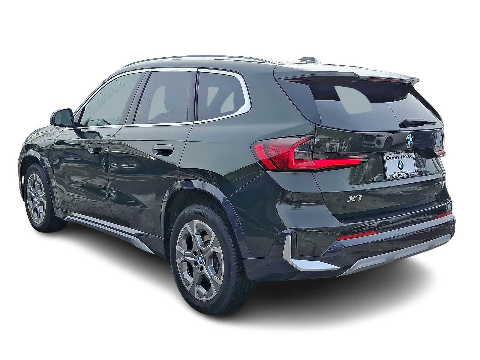 Used 2025 BMW X1 xDrive28i w/ Technology Package AWD/4WD image 4