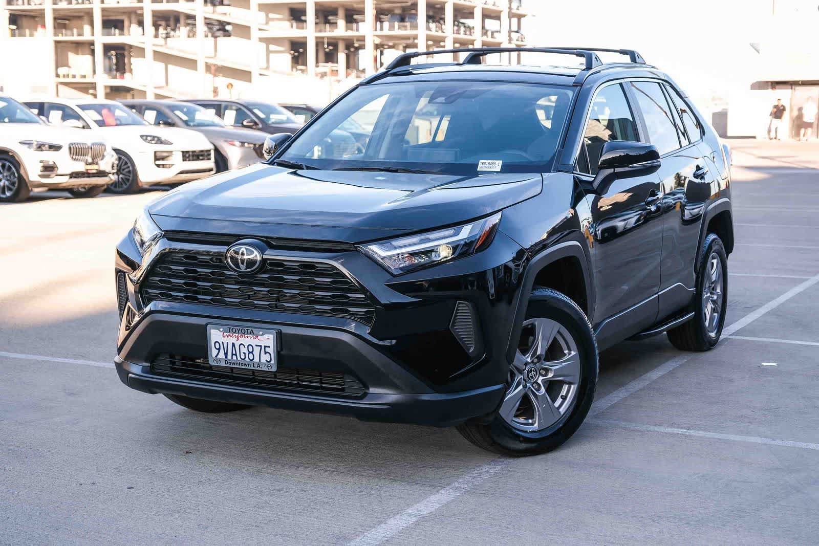 Certified 2025 Toyota RAV4 XLE FWD image 1
