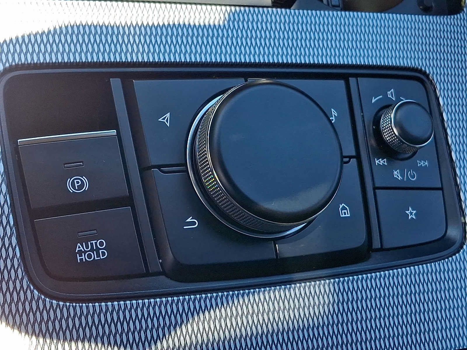 Certified 2025 MAZDA CX-70 Plug-In Hybrid w/ Premium Plus AWD/4WD image 23