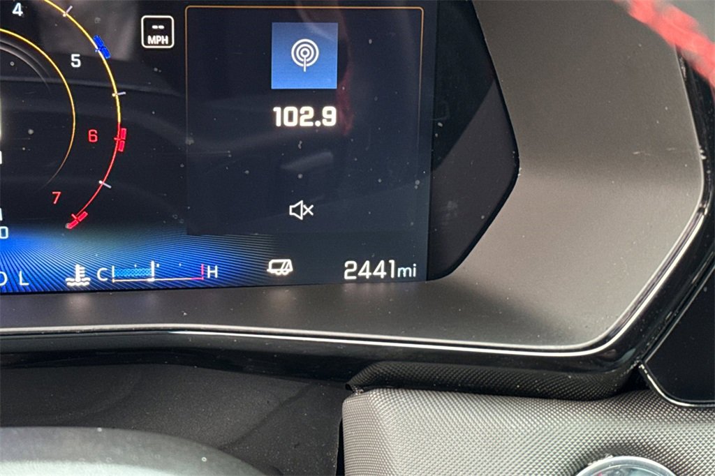 Used 2025 Chevrolet Colorado Z71 image 36