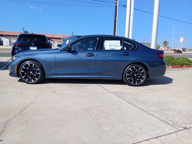 New 2026 BMW 330i Sedan w/ M Sport Package RWD image 6
