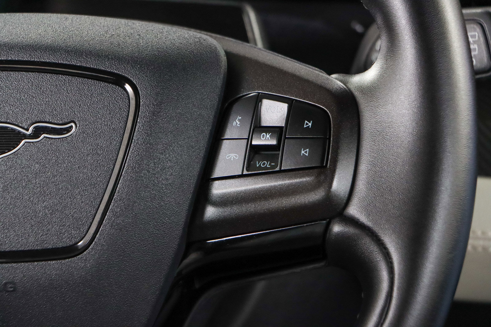 Used 2023 Ford Mustang Mach-E Premium image 14