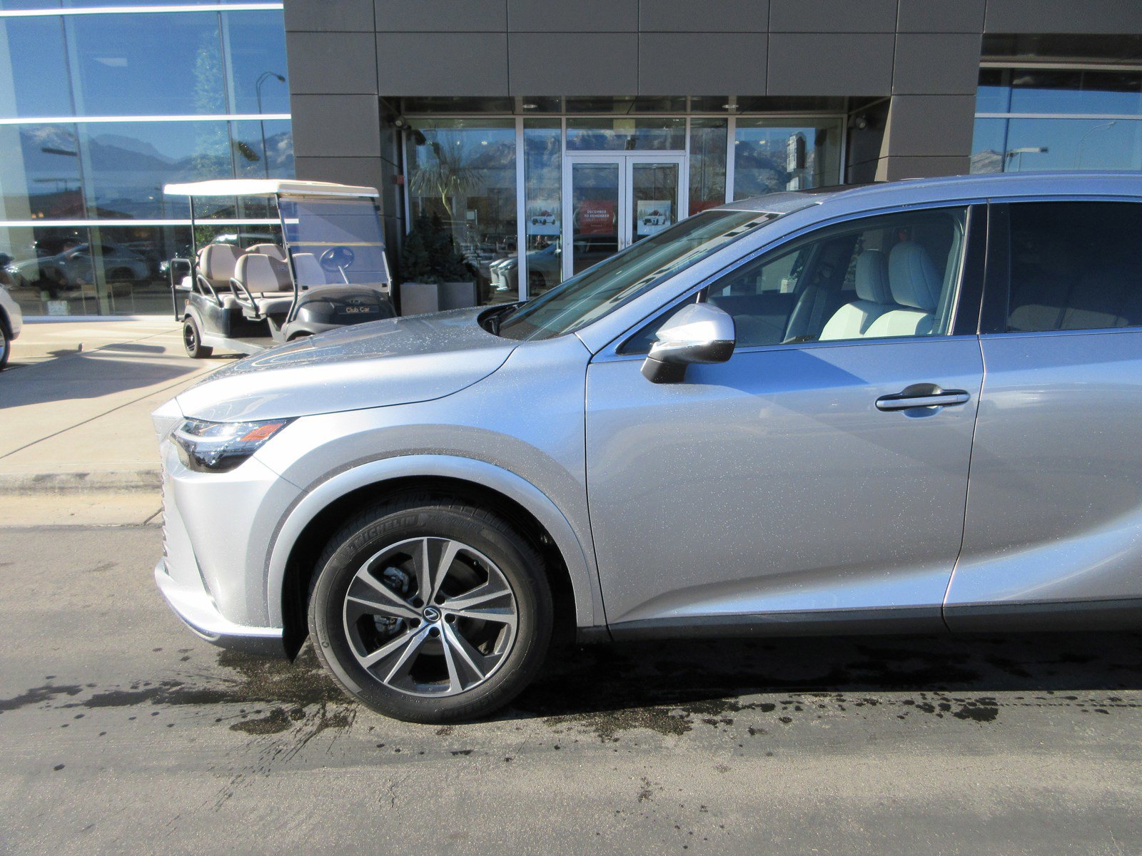 Used 2023 Lexus RX 350 image 2