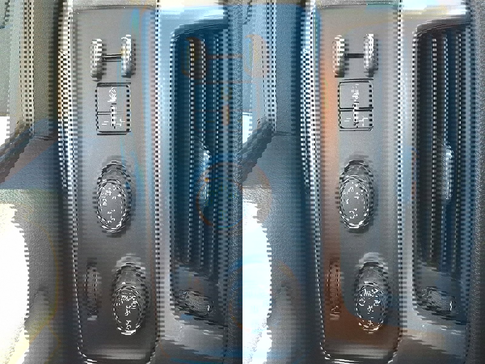 Used 2016 Chevrolet Silverado 1500 LT w/ LPO, Off-Road Sport Package image 22