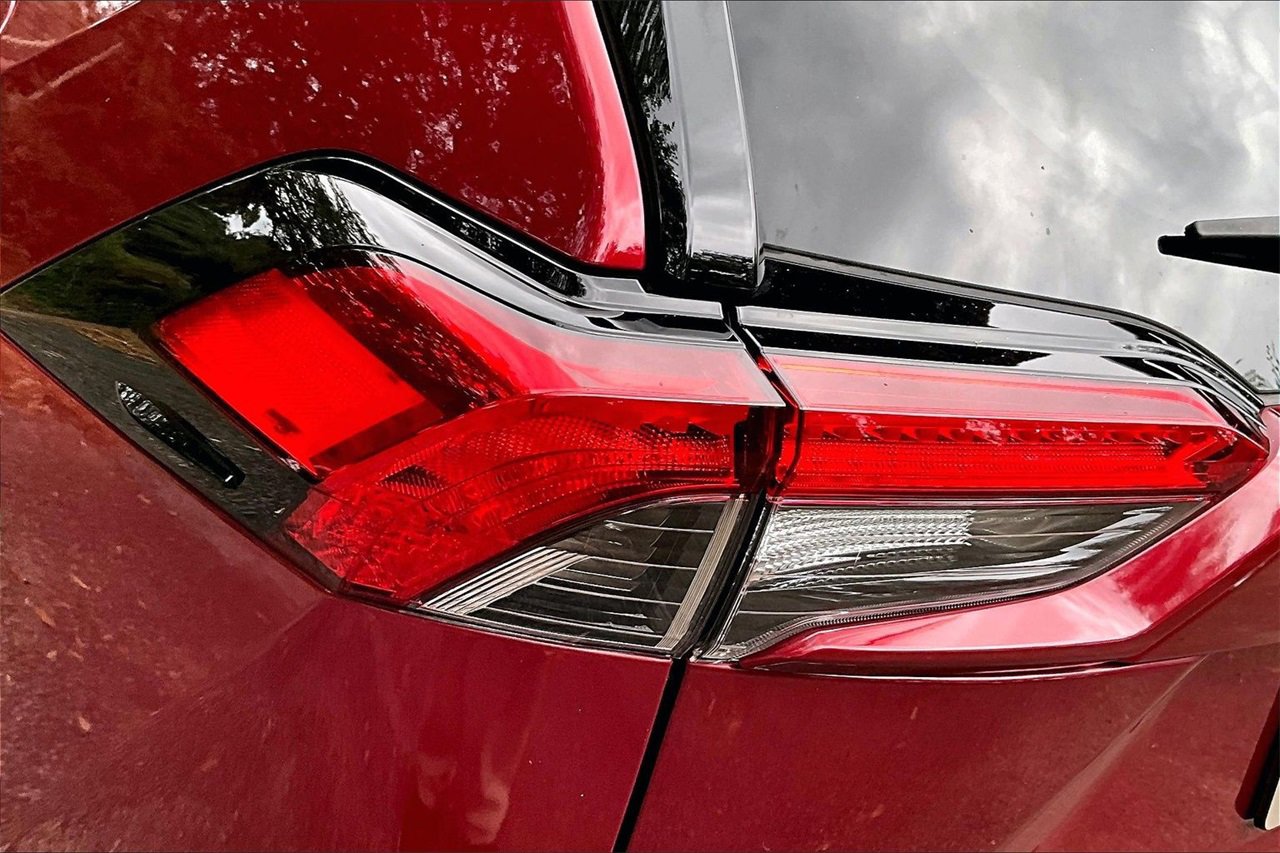 Used 2023 Toyota RAV4 LE image 20