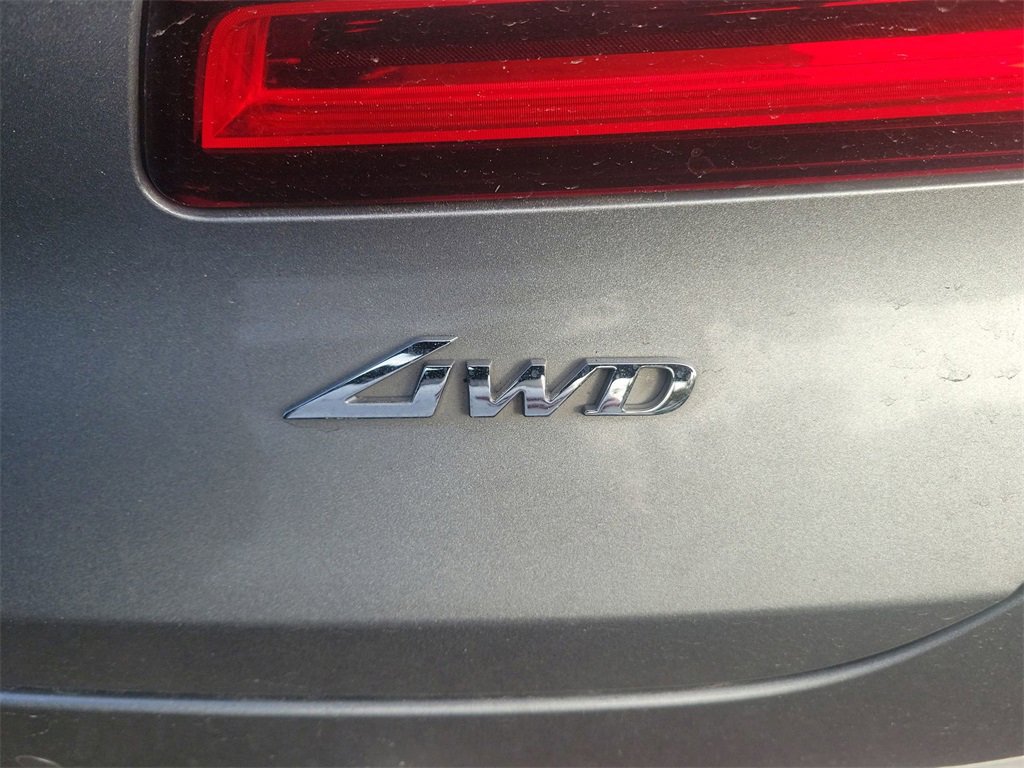 Used 2023 Genesis GV80 2.5T w/ Prestige Package image 10