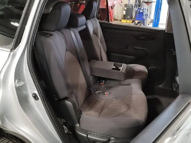 Used 2023 Toyota Highlander L FWD image 20