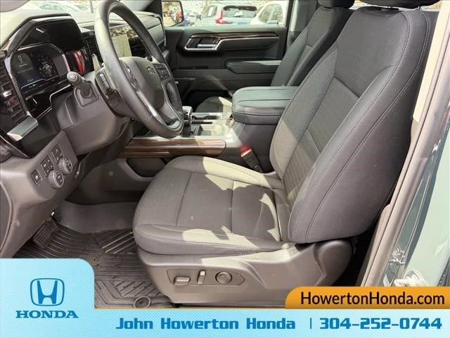 Used 2025 Chevrolet Silverado 1500 LT Trail Boss w/ Convenience Package II image 13