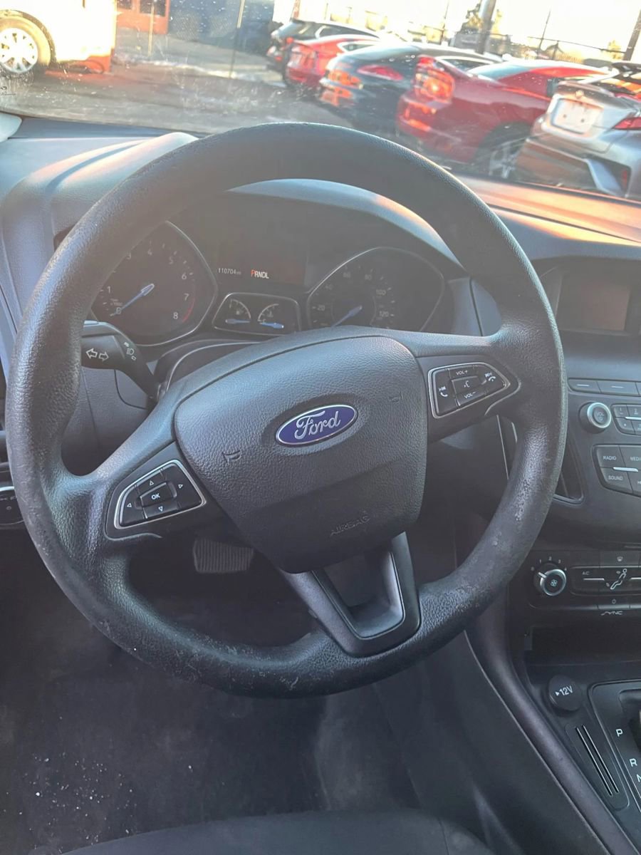 Used 2018 Ford Focus S image 35