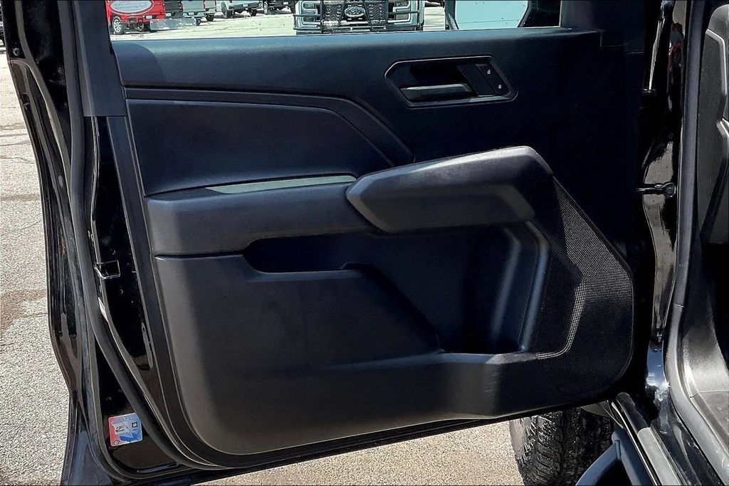 Used 2024 Chevrolet Colorado Trail Boss w/ Safety Package AWD/4WD image 18