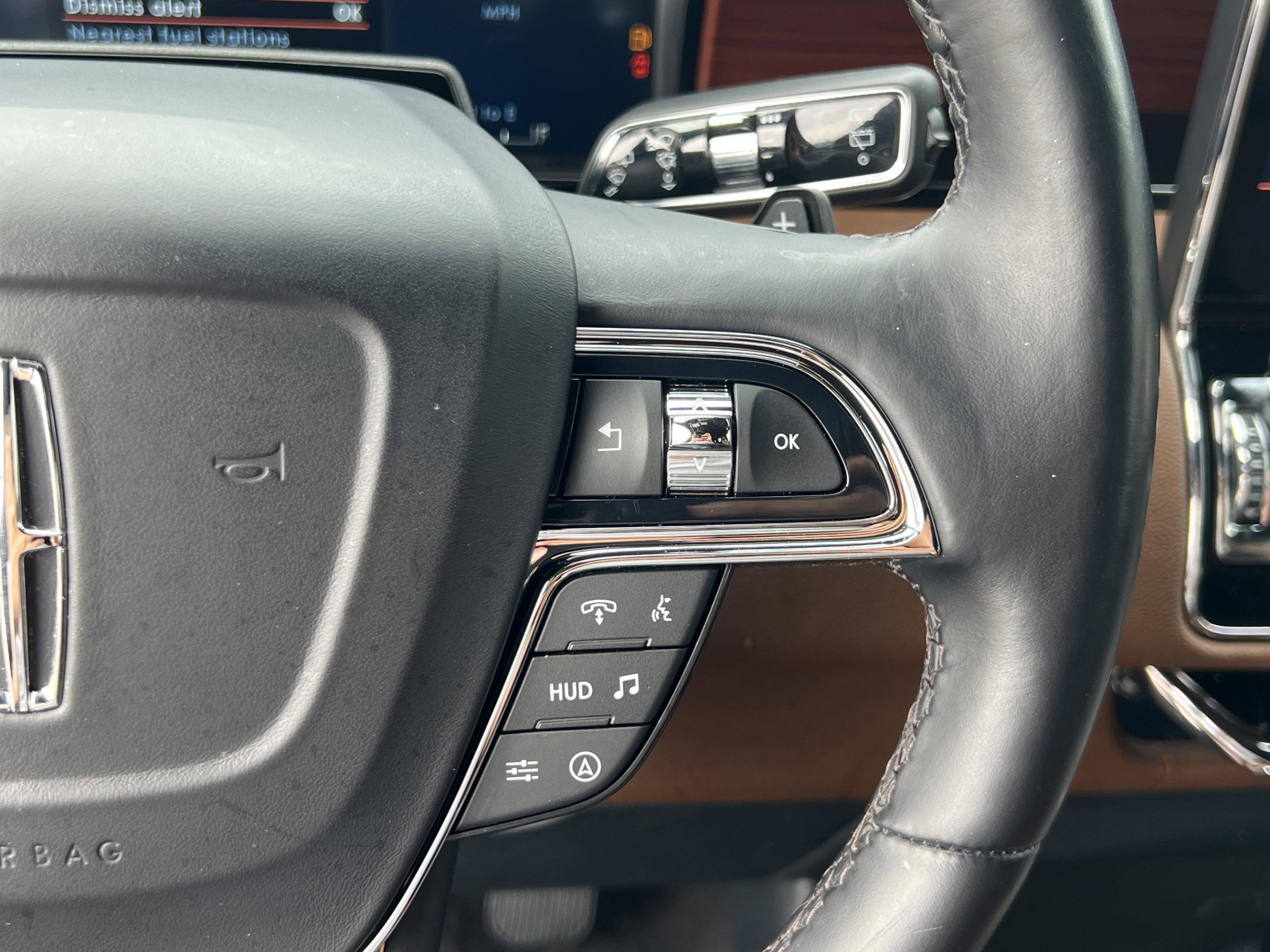 Used 2023 Lincoln Navigator L Reserve image 17