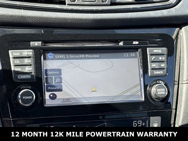 Used 2017 Nissan Rogue SV w/ SV Premium Package image 19