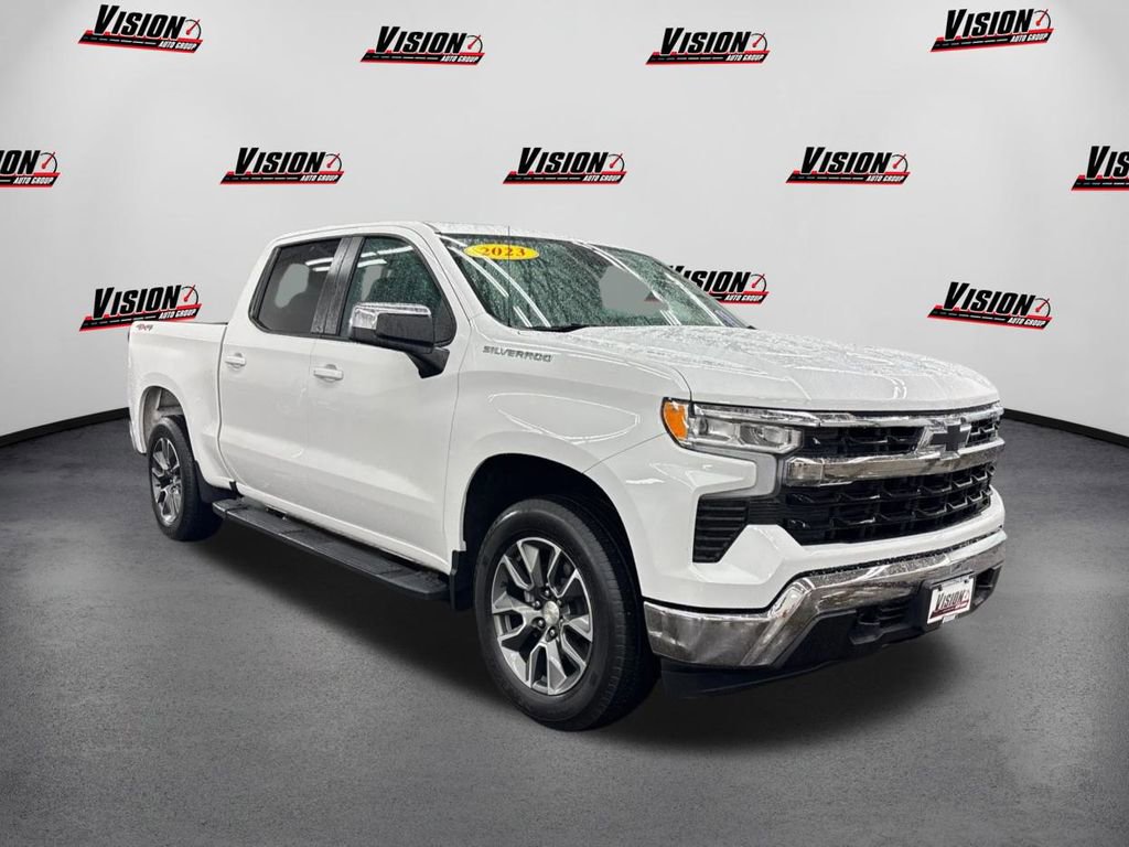 Used 2023 Chevrolet Silverado 1500 LT image 3