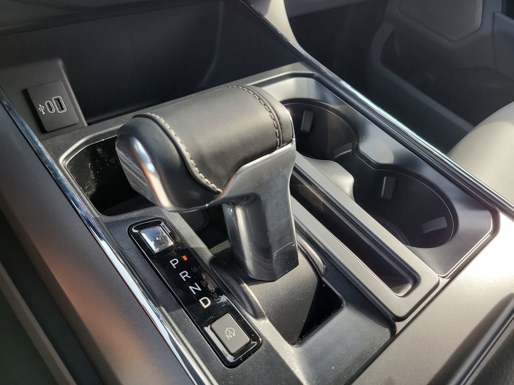 New 2025 Ford F150 Lightning Flash image 26