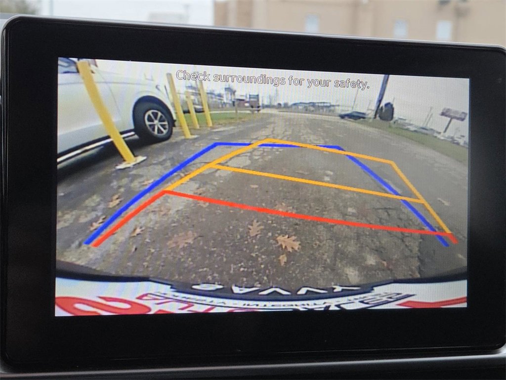 Used 2021 Hyundai Venue SEL w/ Cargo Package image 4