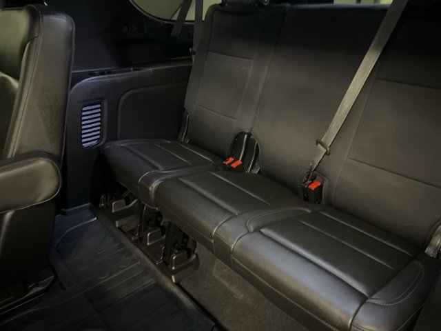 Used 2021 Chevrolet Suburban Z71 w/ Z71 Signature Package image 28