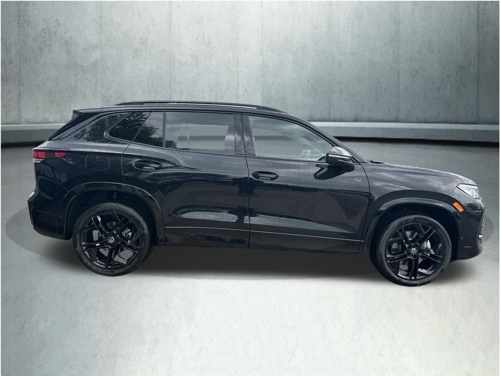 New 2026 Volkswagen Tiguan SE R-Line AWD/4WD image 6