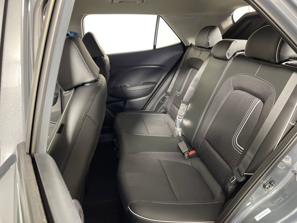New 2026 Hyundai Venue SEL FWD image 13