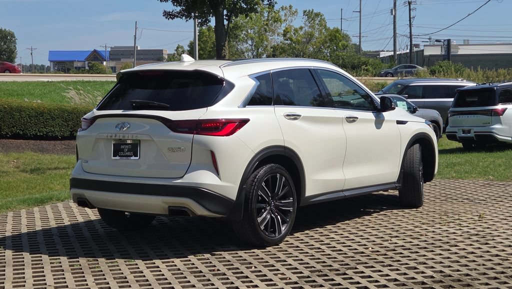 Used 2022 INFINITI QX50 Luxe w/ Appearance Package AWD/4WD image 10