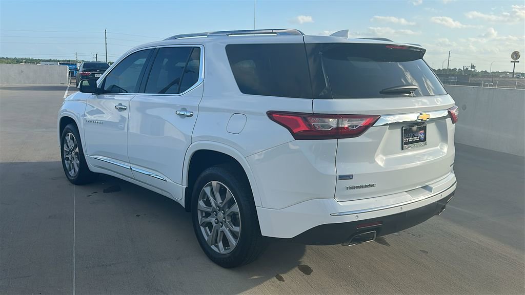 Used 2019 Chevrolet Traverse Premier w/ Driver Confidence II Package image 11