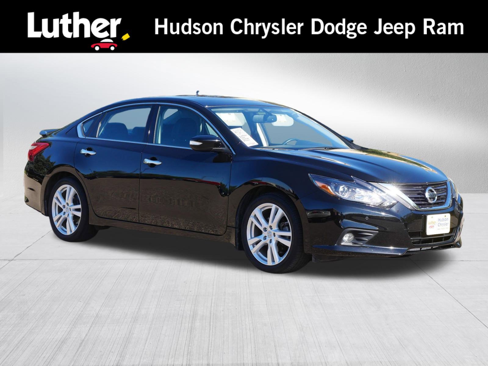 Used 2017 Nissan Altima 3.5 SL w/ 3.5SL Technology Package