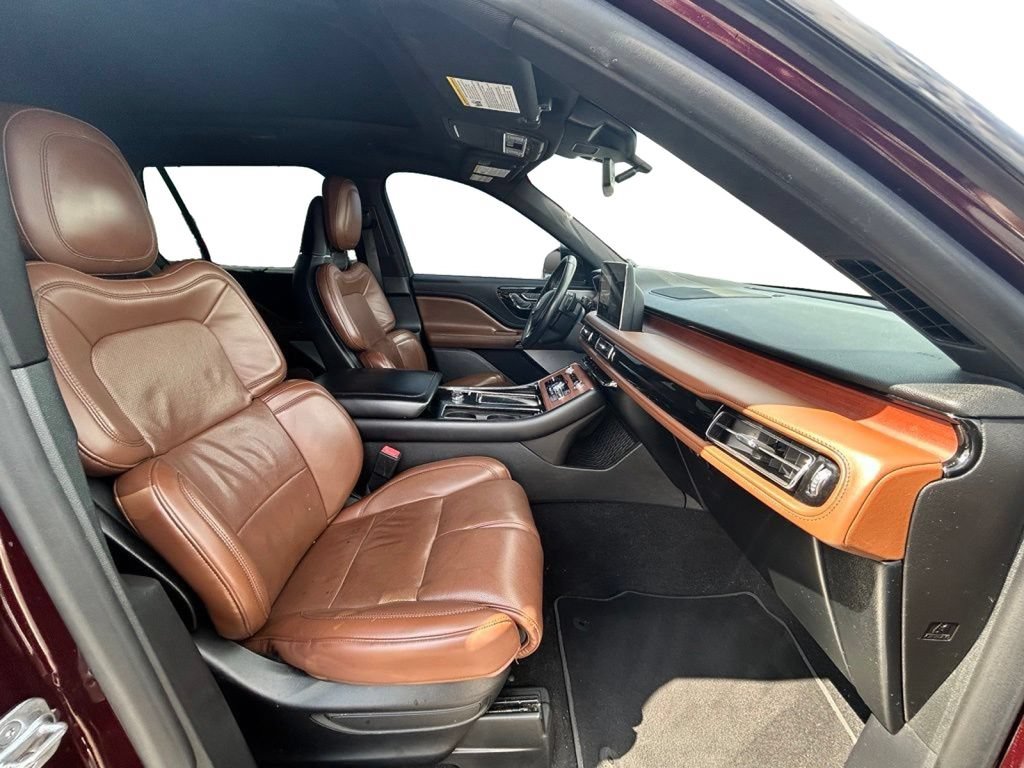 Used 2020 Lincoln Aviator Reserve w/ Equipment Group 201A AWD/4WD image 8