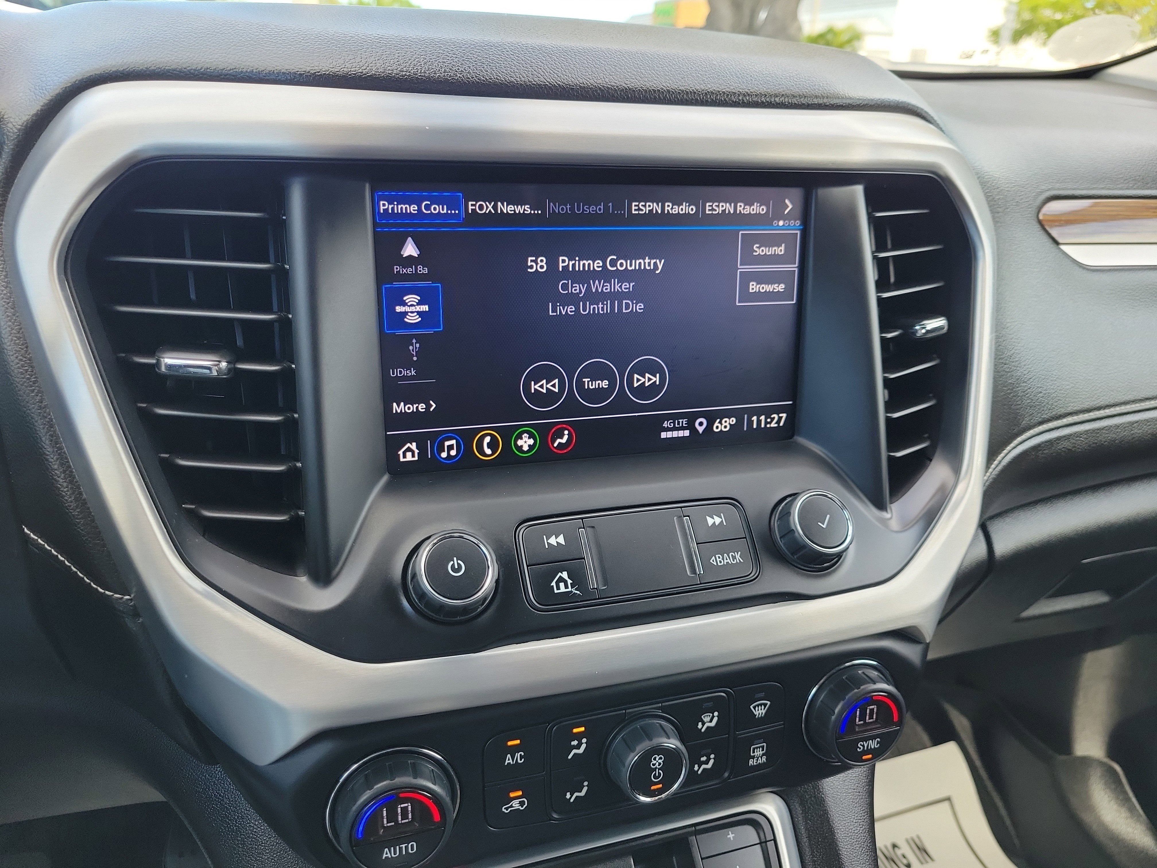 Certified 2022 GMC Acadia SLE w/ Driver Convenience Package image 22