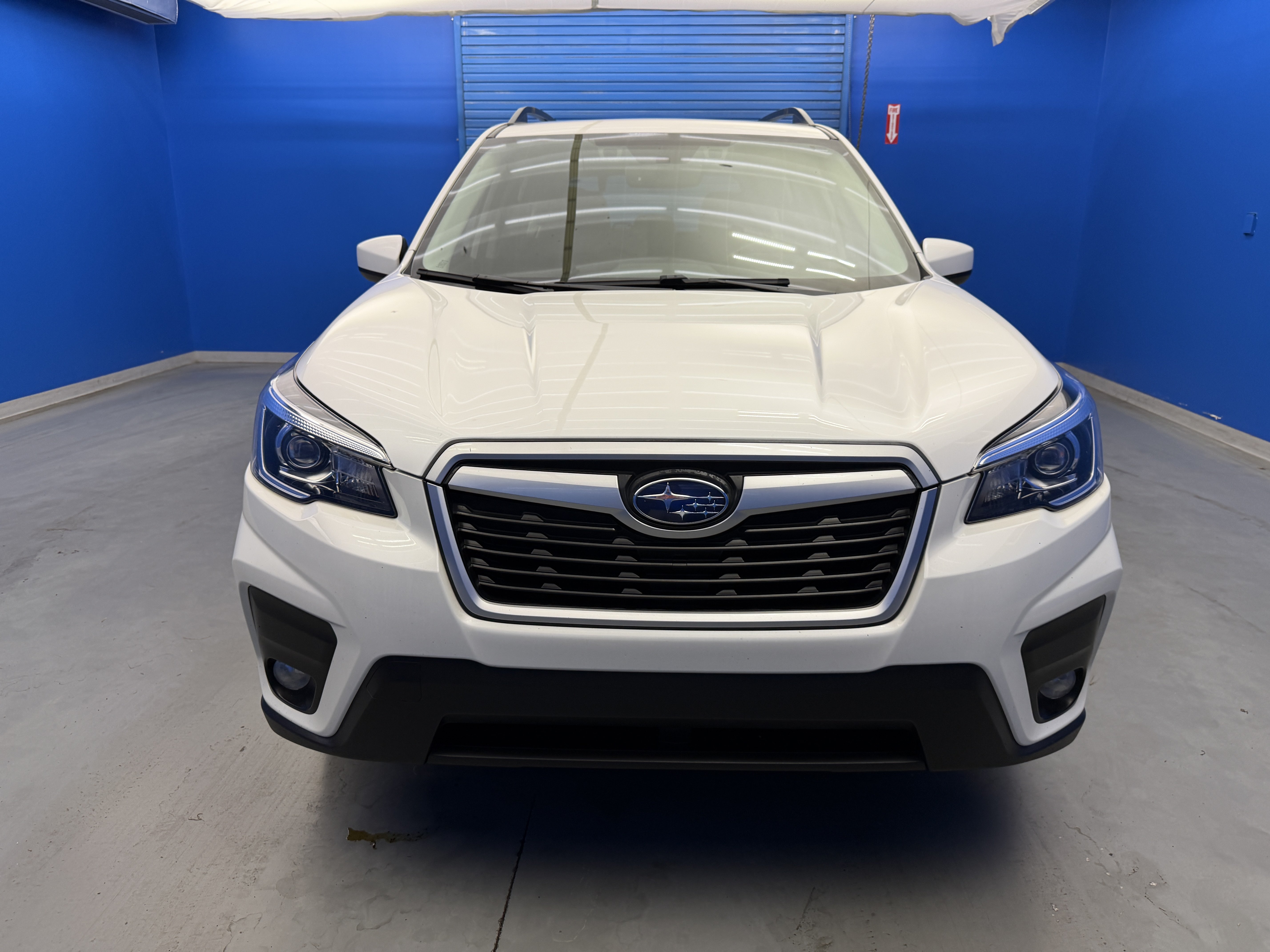 Used 2019 Subaru Forester Premium AWD/4WD image 3