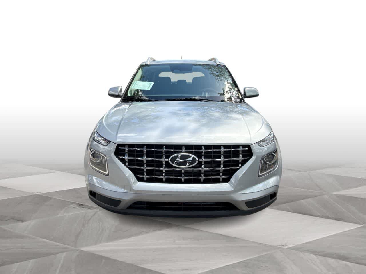 New 2026 Hyundai Venue SEL FWD image 3