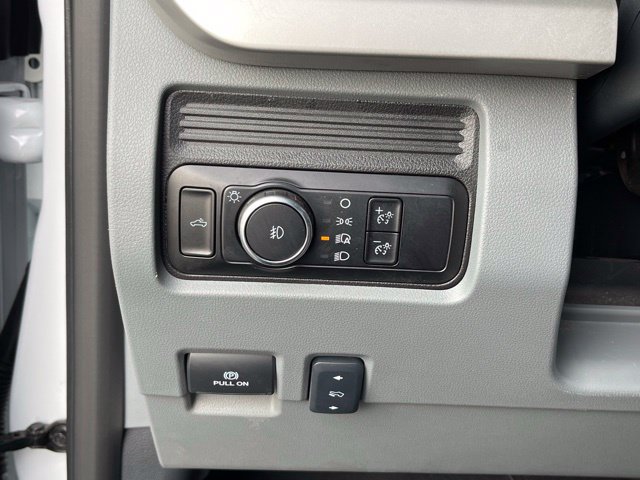 Used 2024 Ford F350 XLT AWD/4WD image 18