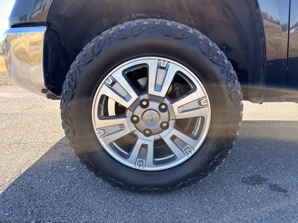Used 2015 Toyota Tundra 1794 Edition image 21